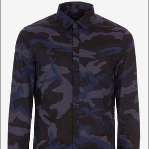 Gently used ( twice😂) Men slim shirt.